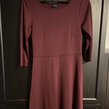 Robe bordeaux manches 3/4