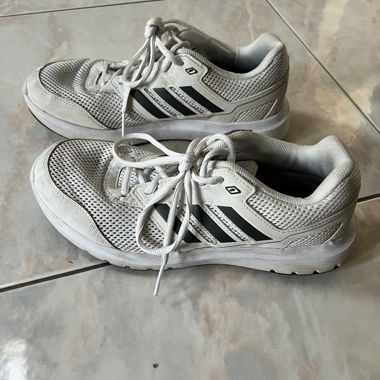 Scarpe sportive ADIDAS bianche