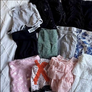 Kleiderpaket Damen Röcke/Shorts