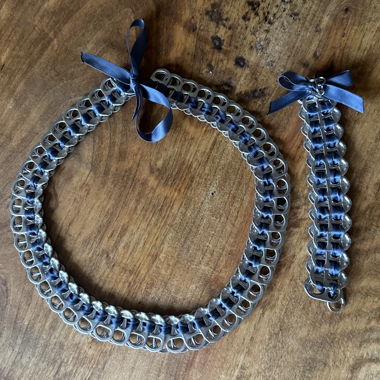 Necklace and bracelet made from can tab