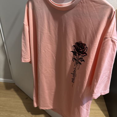 T-shirt Pink con grafica