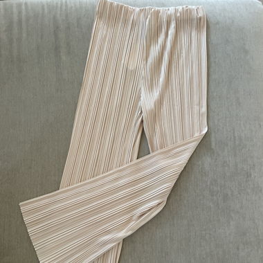 Plissierte Hose von Mango
