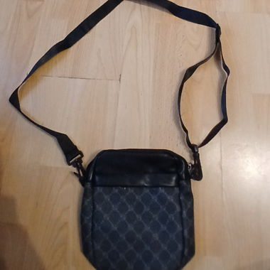 Borsa a tracolla nera