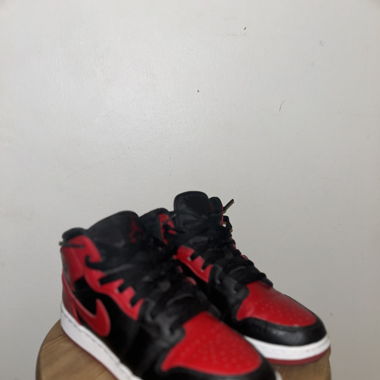 Air Jordan 1 Mid