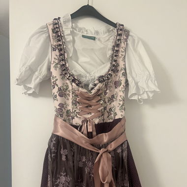 Dirndl