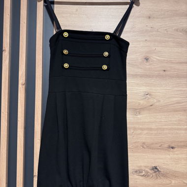 Robe noire épaules dénudées Melrose