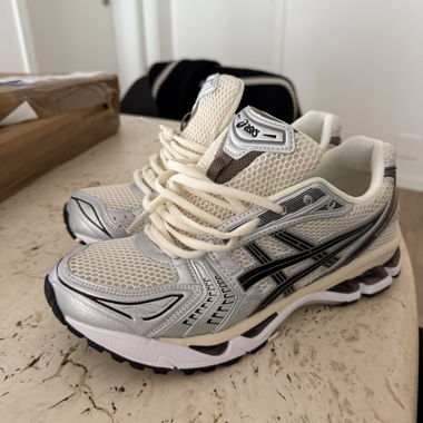 Asics gel kayano 14