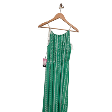Robe longue verte et blanche
