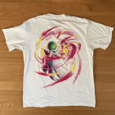 T-shirt Pokemon x Uniqlo L