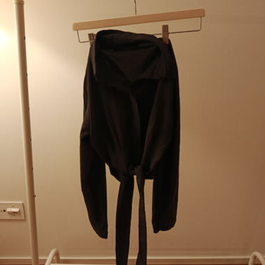 Shirt, black, with a bow, Desiree