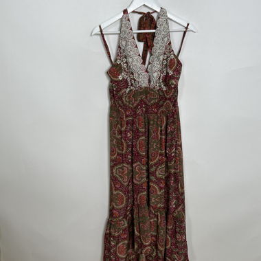 Robe longue maxi à bretelles façon halter à motif cachemire