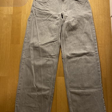 Grey Wide-Leg Jeans