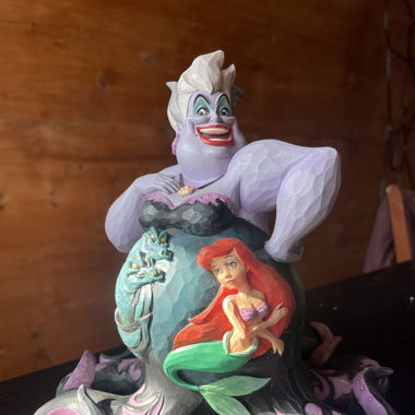 Deep Trouble Figurine