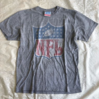T-shirt graphic NFL baggy rare Made in USA JUNK FOOD