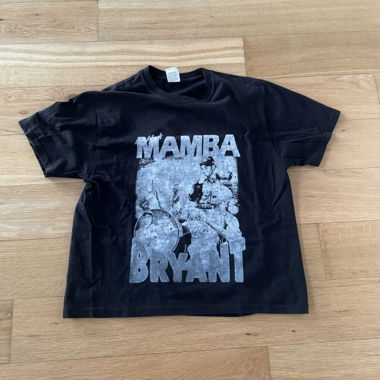 T-shirt noire Russell "Mamba Bryant" Vintage
