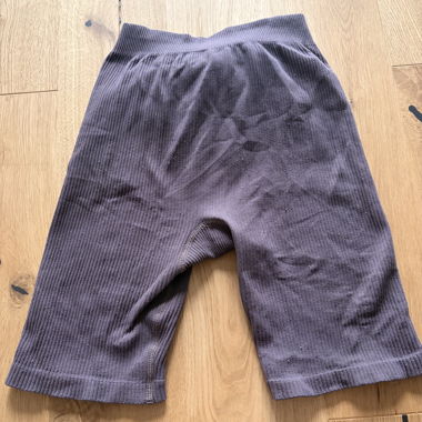 Pantaloncini in velluto a coste marrone