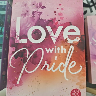 Libro "Love with Pride"