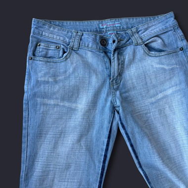 Y2K flared jeans
