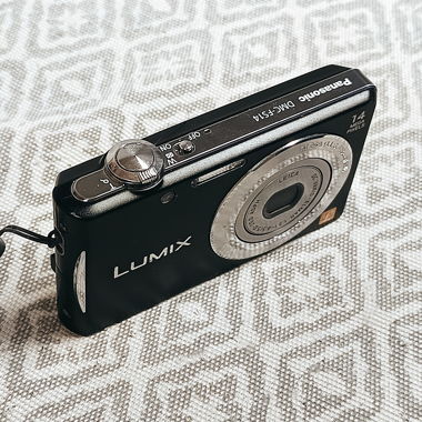 Panasonic Lumix DMC-FS14