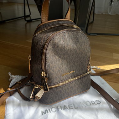 Kleiner Michael Kors Rucksack