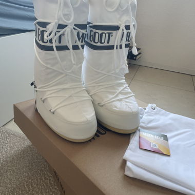 White Moon Boot Winter Boots