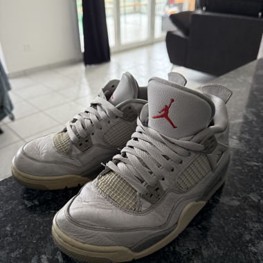 Air Jordan 4 Retro white