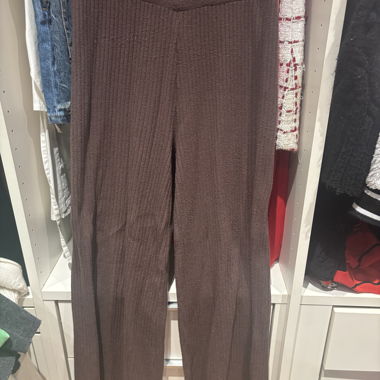 Pantaloni in maglia marrone