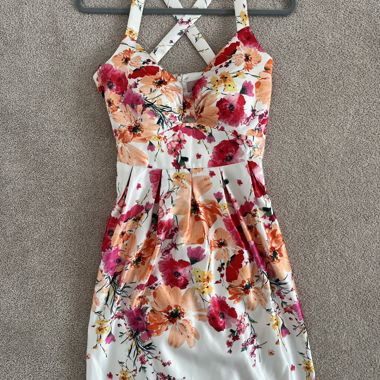 Robe à motif floral