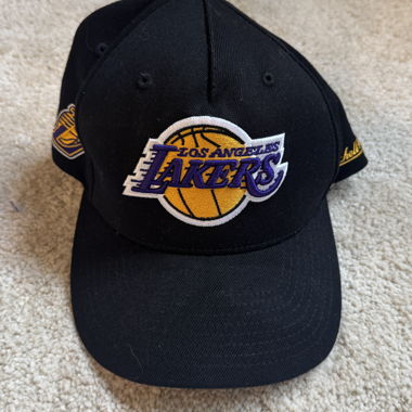 Black Los Angeles Lakers Cap