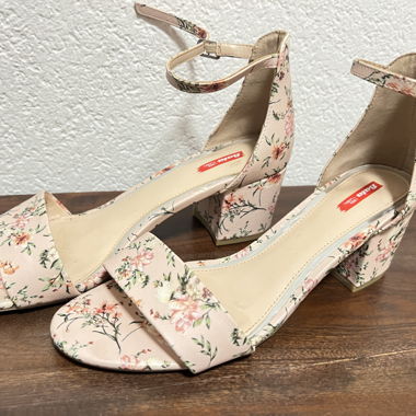 Bata Sandals 39