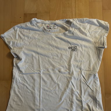 Nineties Vibes Tshirt