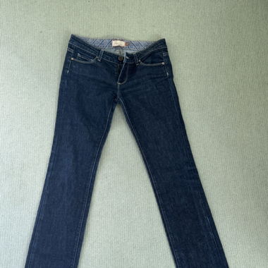 Darkwash low waist jeans