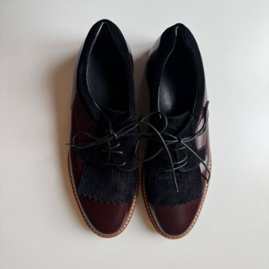 Chaussures à lacets bordeaux-noires