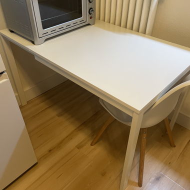 Weisser IKEA Vihals Klapptisch