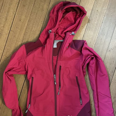Giacca shell Rab da donna