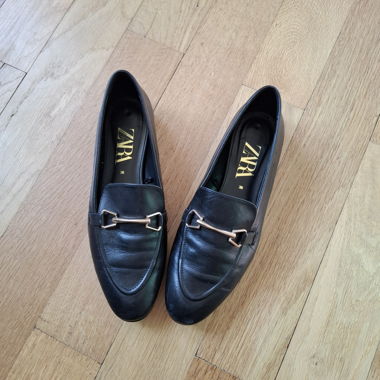 Loafers [Zara]