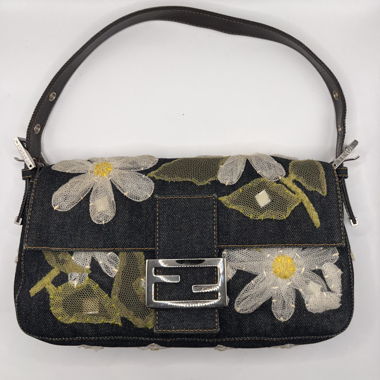 Fendi Baguette 