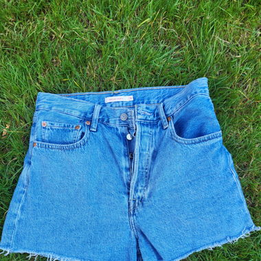 Levi's Ribcage Shorts 