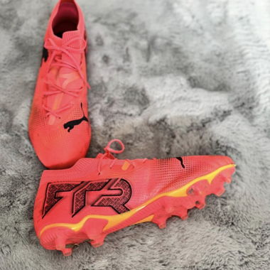 Fussball Stollen Puma Grösse 46