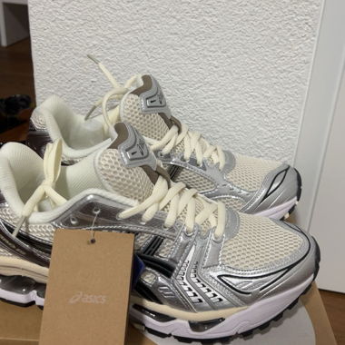 Baskets ASICS GEL