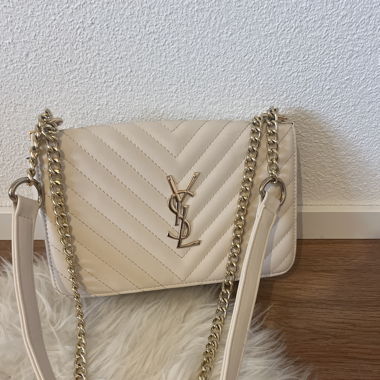 Yves Saint Laurent Dupe