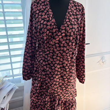 Robe portefeuille fleurie