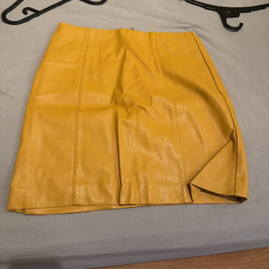 Mini jupe jaune moutarde 