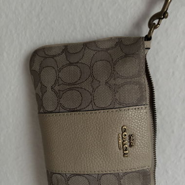 Coach kleine Tasche mit Handschlaufe