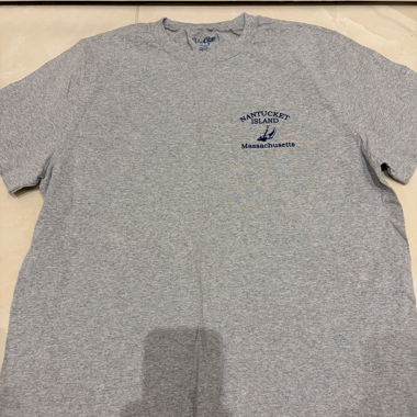 Brandy Melville t-shirt