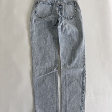 Jeans von Pull&Bear mit hellem Waschgang