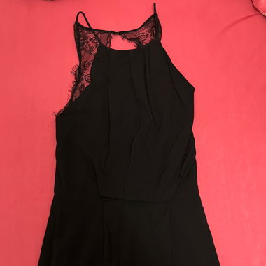 Rückenfreies Kleid