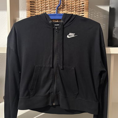 Black Nike Hooded Jacket with Zipper
