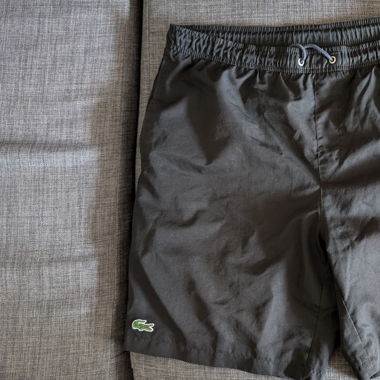 Lacoste Sporthose Tennishose schwarz (Grösse 4 /M)