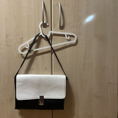Two-tone crossbody bag